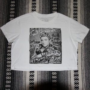 Aeropostale x Elvis Presley Graphic Cropped Tshirt